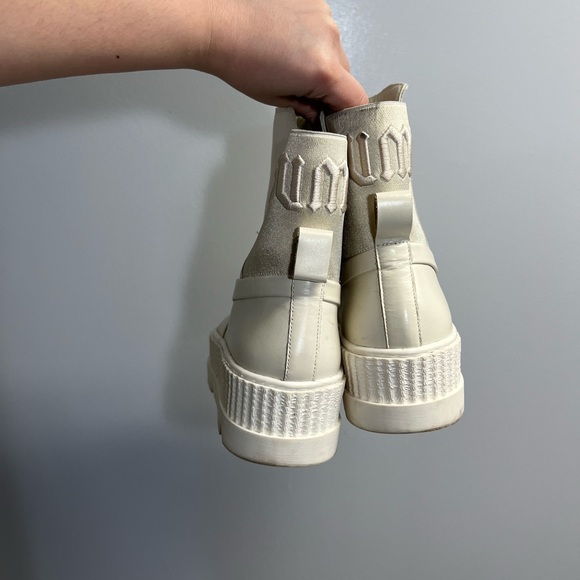 Puma x Fenty White Platform Lug Style Chelsea Boots - Size 8.5 - Picture 4 of 6